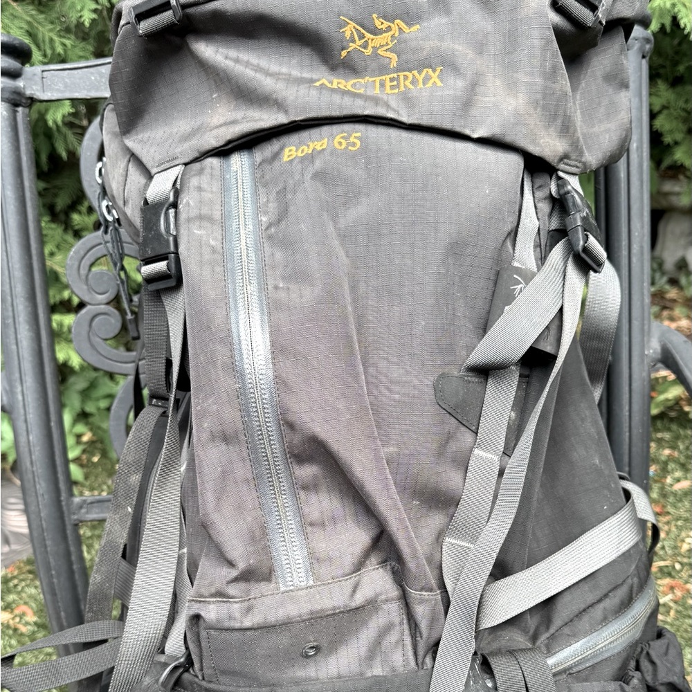 Arc'teryx Bora 65 Backpack. Sexy Black.